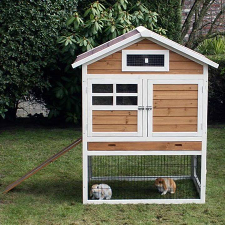 Rabbithutch Queens castle Brown/White