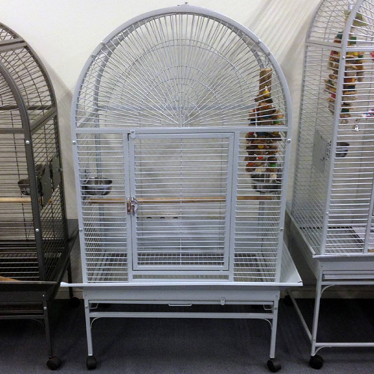 STRONG Villa Isa, Silvertone White